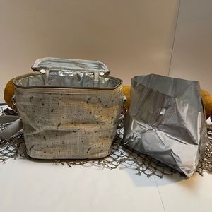 New Young Living Exclusive Insulated Lunch bag/mini cooler Insulated Beverage